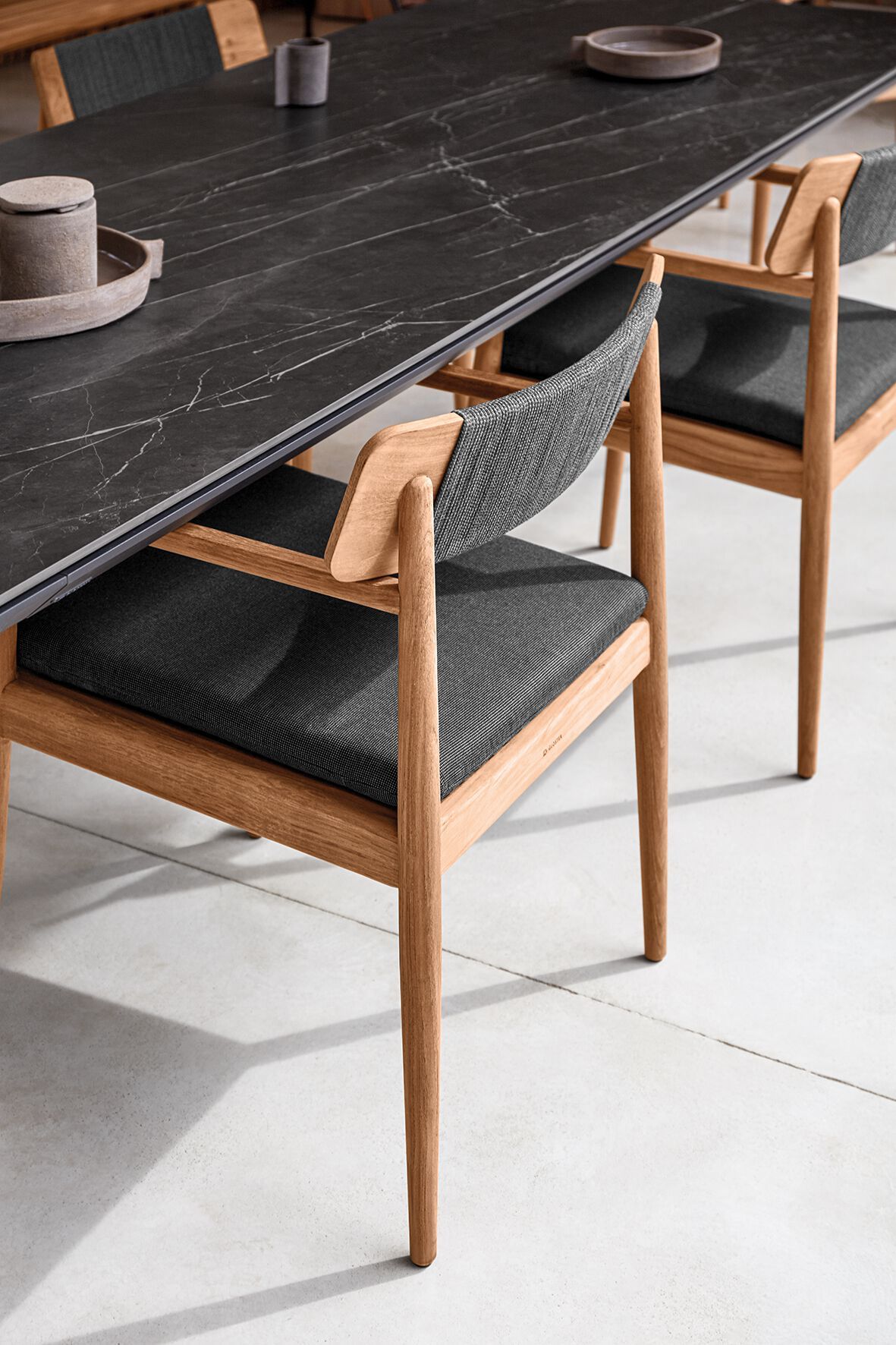 Прямоугольный садовый стол с керамической столешницей Gloster ARCH-00049605 - Вид №11