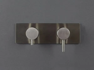 RIFRA Смеситель для душа из нержавеющей стали на 2 отверстия с переключателем Forty 1210241/2