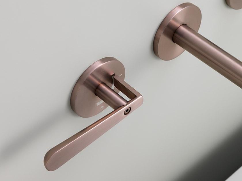 Ceadesign Смеситель для умывальника настенный из нержавеющей стали с 3 отверстиями Lutezia Ltz 02 - Вид №4