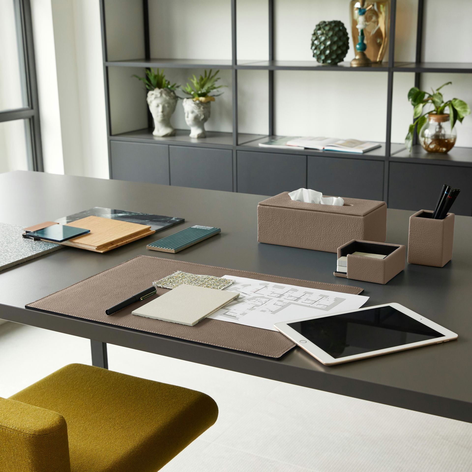 Держатель для кожаных салфеток EGLOOH Афина ARCH-00088847 - Вид №82