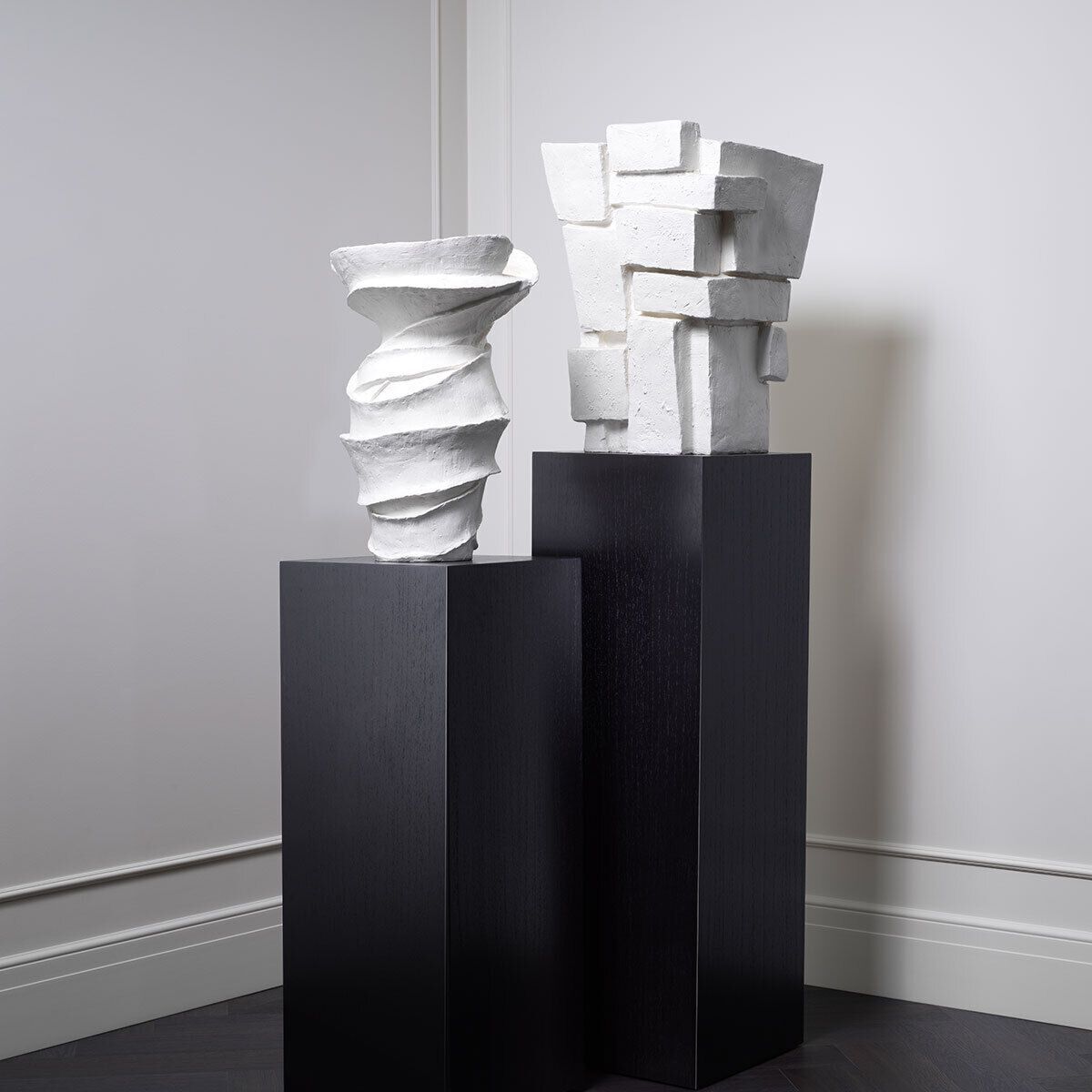 Ваза из стекловолокна Eichholtz SANTANTER ARCH-00150739