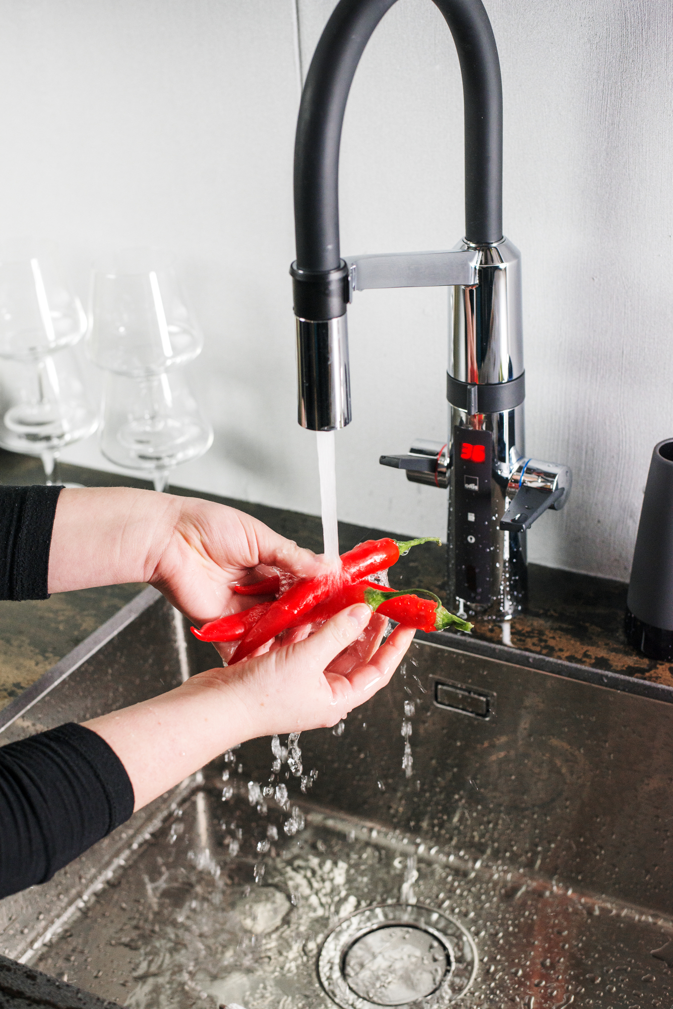 Oras 2729F Смеситель для кухни с клапаном, 230/5 V 2729F Optima Хром  - Вид №3