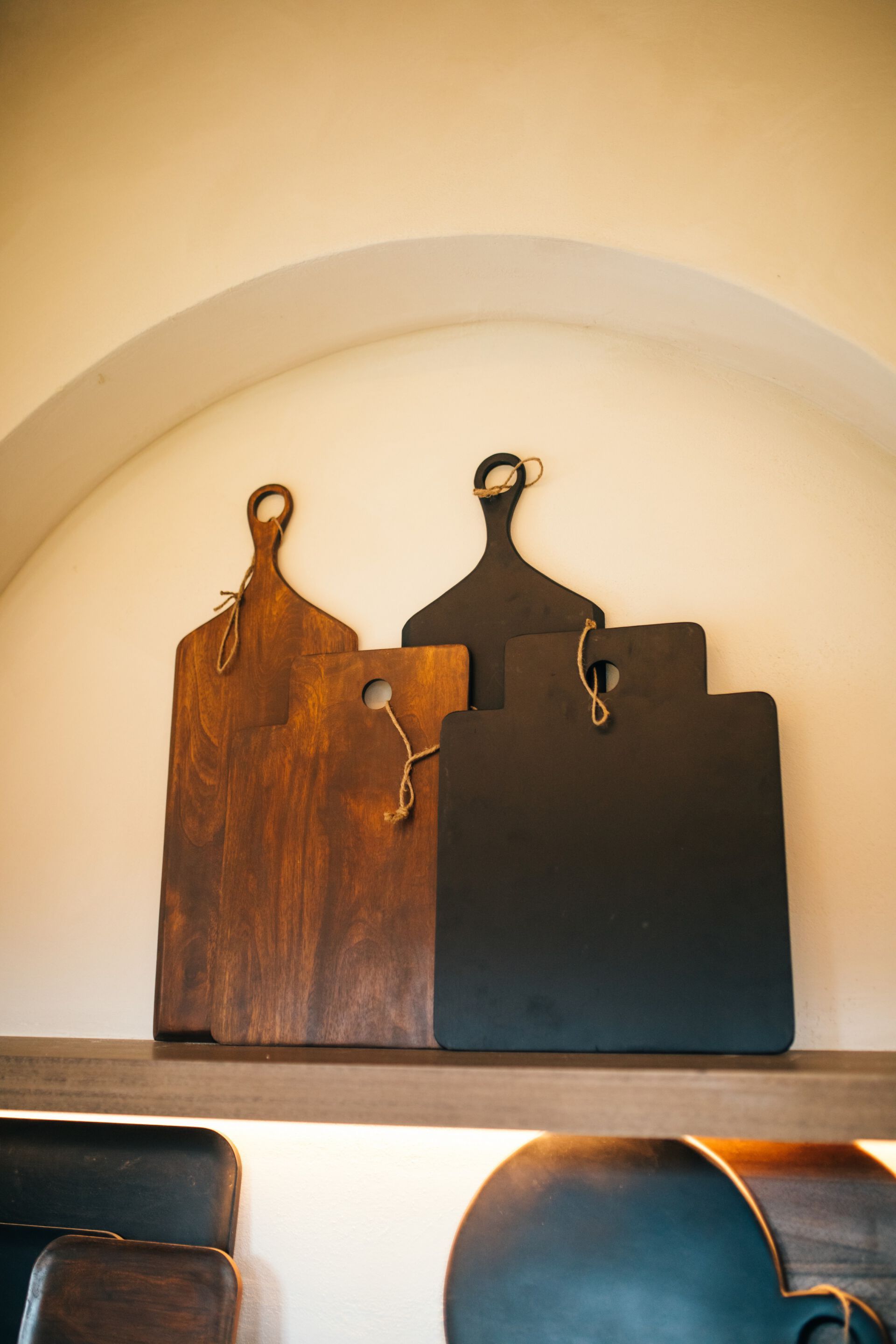 Прямоугольная манго разделочная доска с ручкой POMAX STANFORD ARCH-00036049 - Вид №5