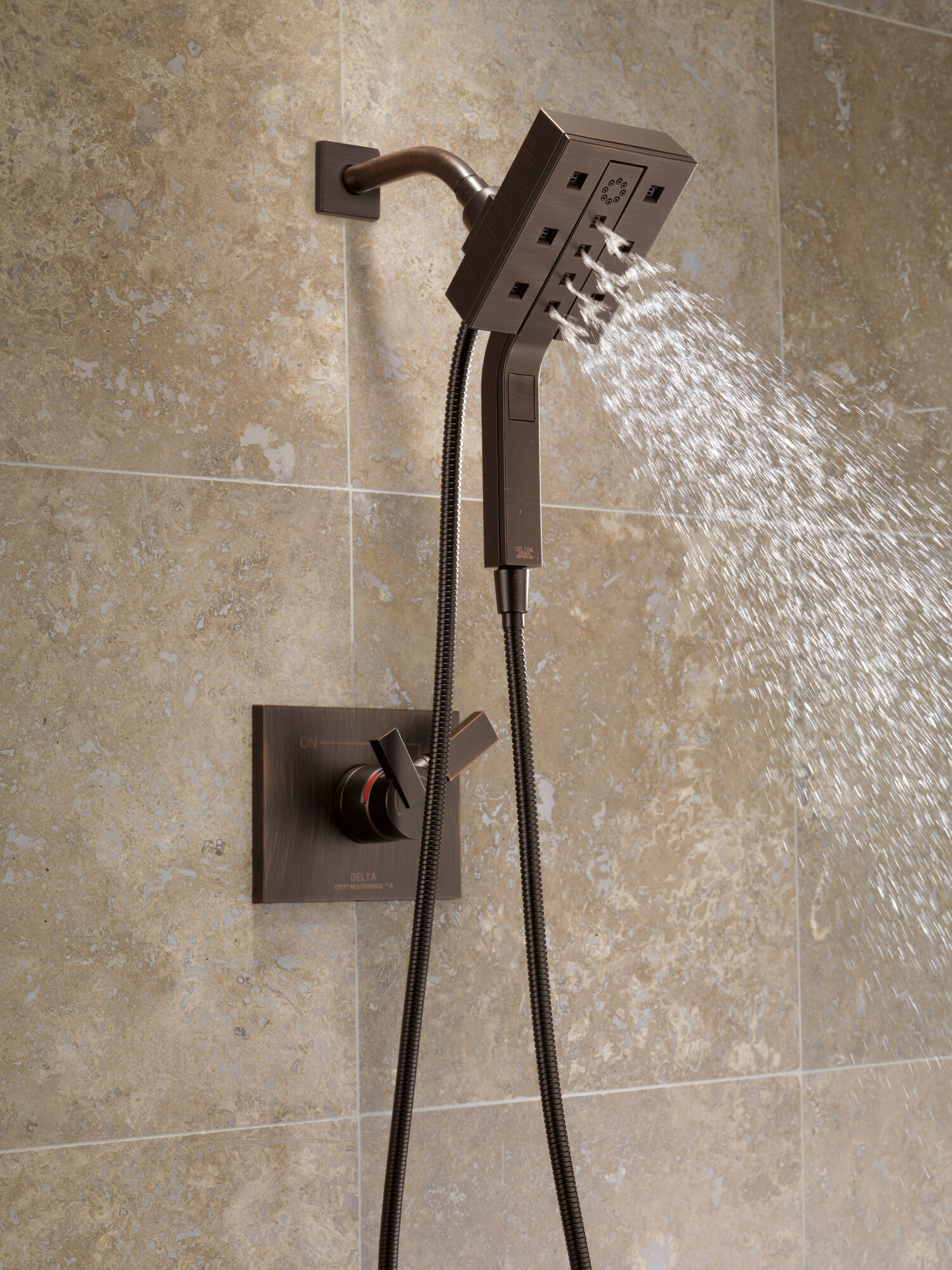58473-RB H2Okinetic® In2ition® Душ два в одном с 4 настройками Delta Faucet Universal Showering Венецианская бронза  - Вид №9
