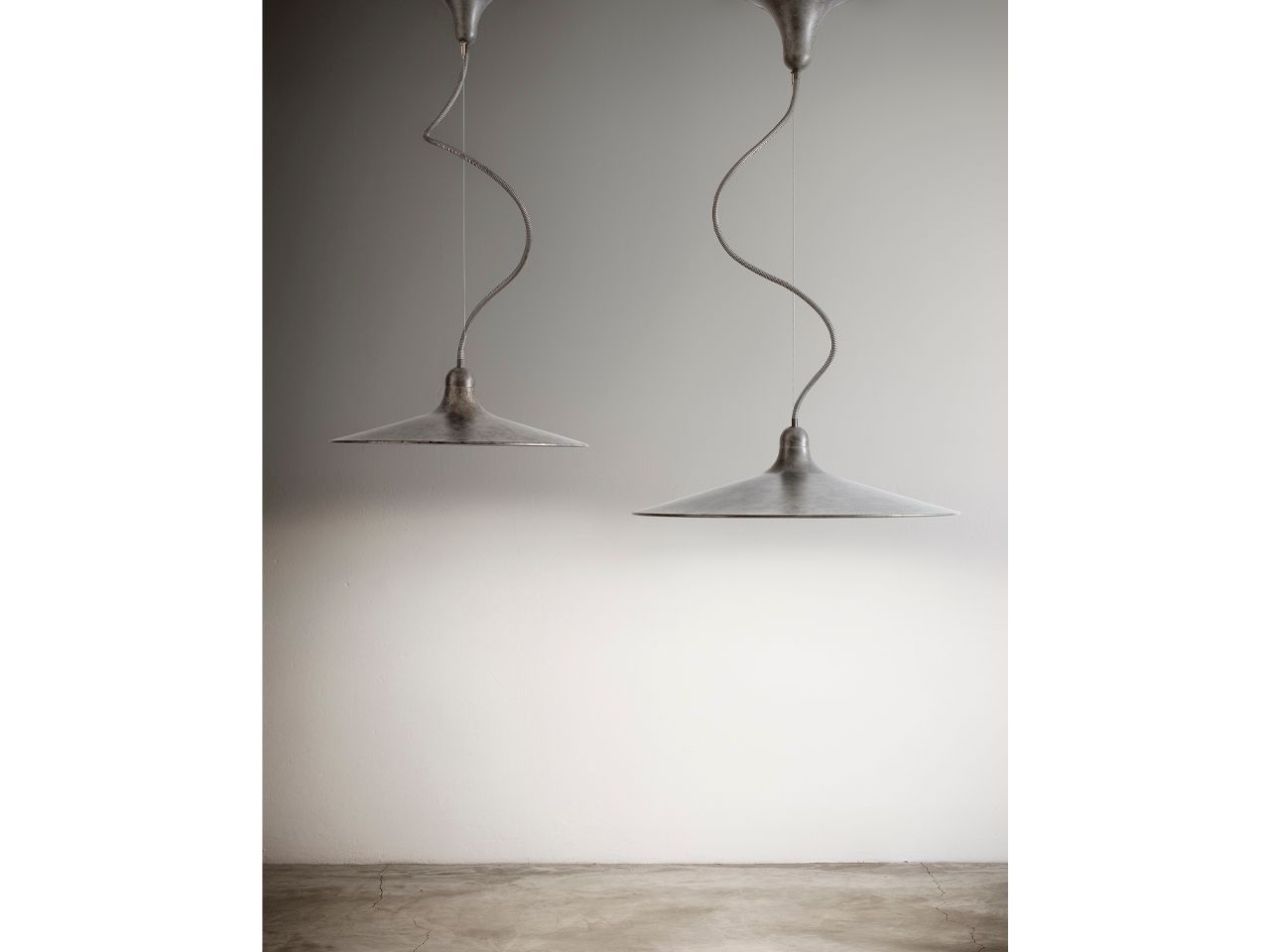 Алюминиевый светодиодный подвесной светильник Aldo Bernardi SASSMAÒR ARCH-00142613 - Вид №2