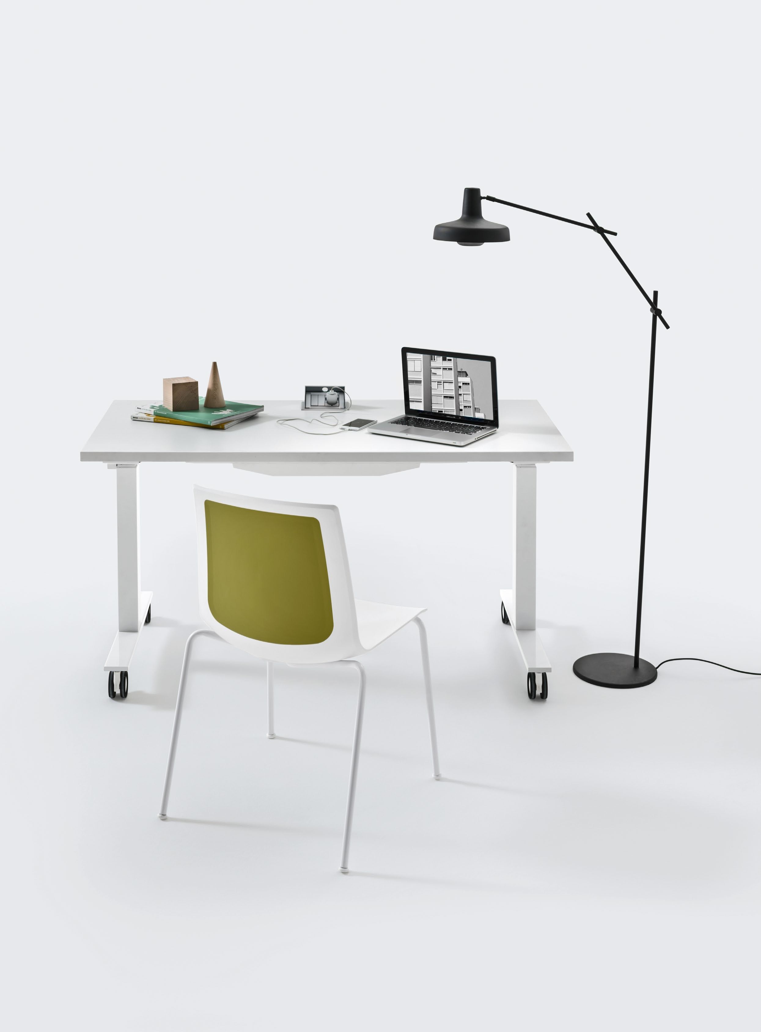 Рабочий стол с регулируемой высотой Ares Line Hip-Up ARCH-00141840 - Вид №5