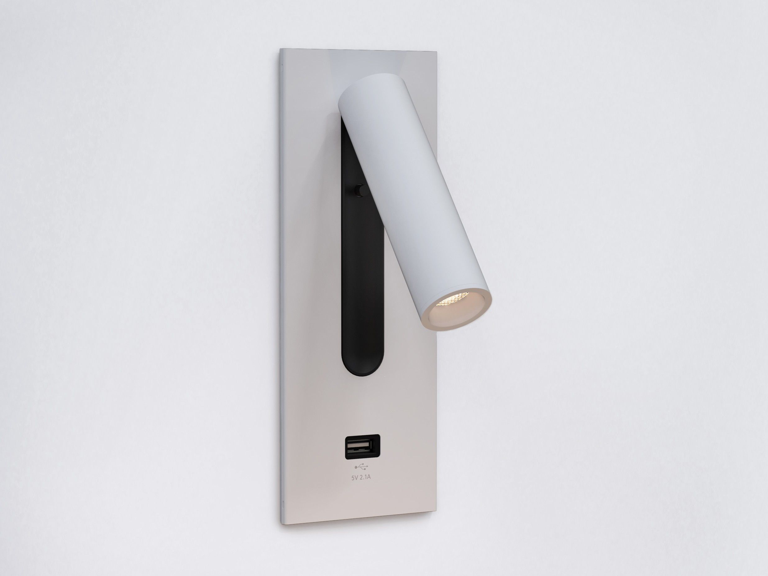 Регулируемая стальная светодиодная настенная лампа с USB-разъемом Astro Lighting FUSE 3 ARCH-00104077