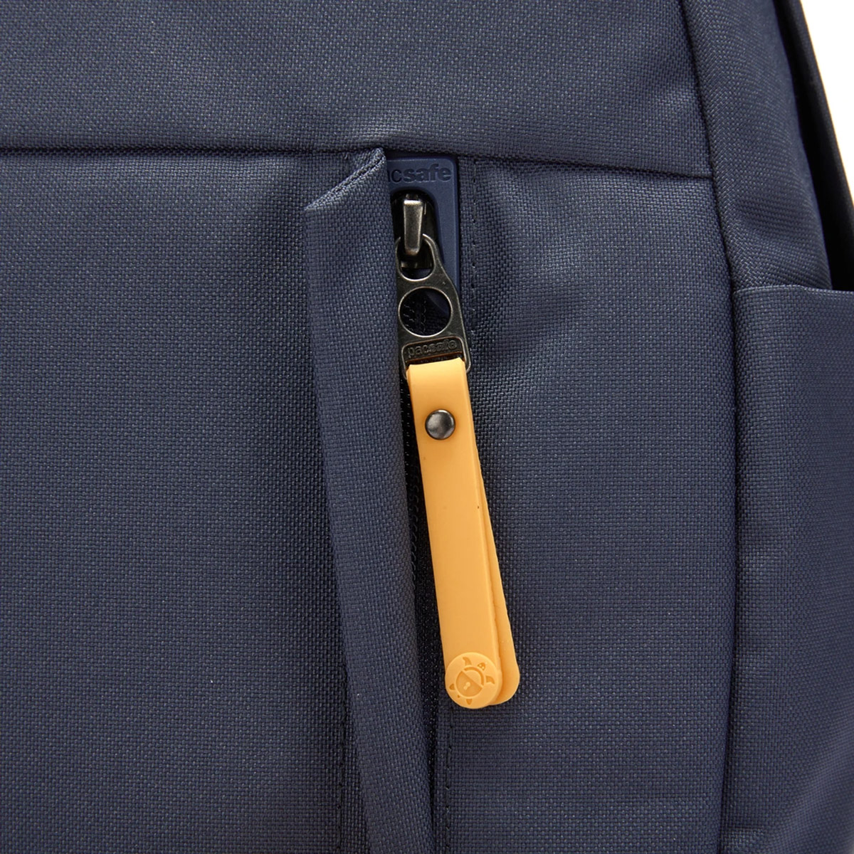 35110651 Рюкзак антивор Anti-Theft Backpack 15L PacSafe Pacsafe Go  - Вид №7