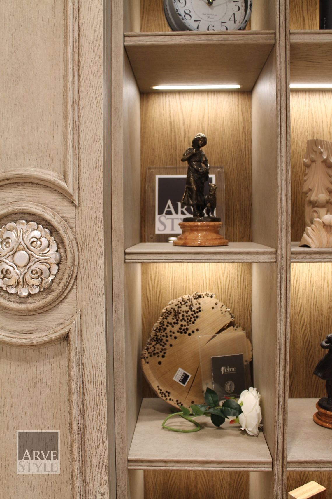 Деревянный настенный книжный шкаф с освещением Arvestyle Giulio ARCH-00117678 - Вид №27