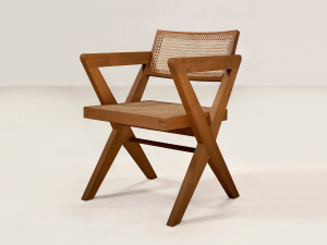 Стул из тикового дерева с подлокотниками