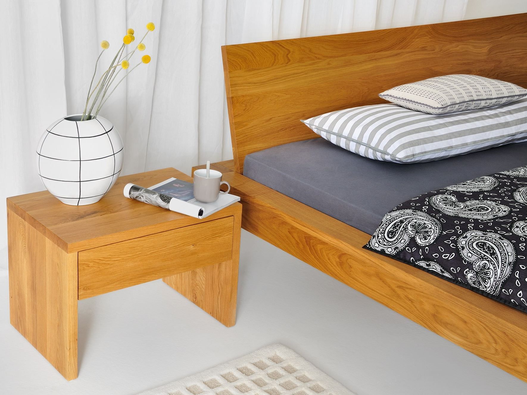 Двуспальная кровать из массива дерева Vitamin Design ARCH-00066857 - Вид №4