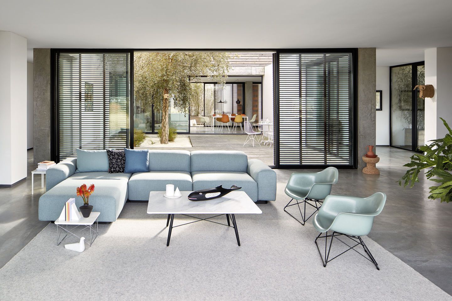 Журнальный столик с столешницей из каррарского мрамора и стальным основанием VITRA OCCASIONAL TABLE LTR ARCH-00072542 - Вид №3