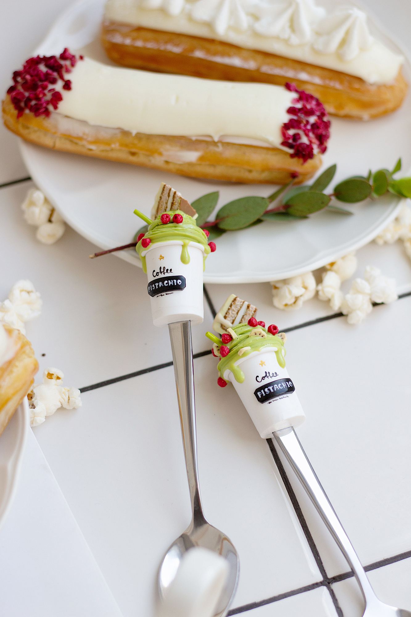 Чайная ложка с кофейным стаканчиком "Фисташковый торт" JULS SMALL BAKERY  335369 Белый Santreyd  - Вид №2