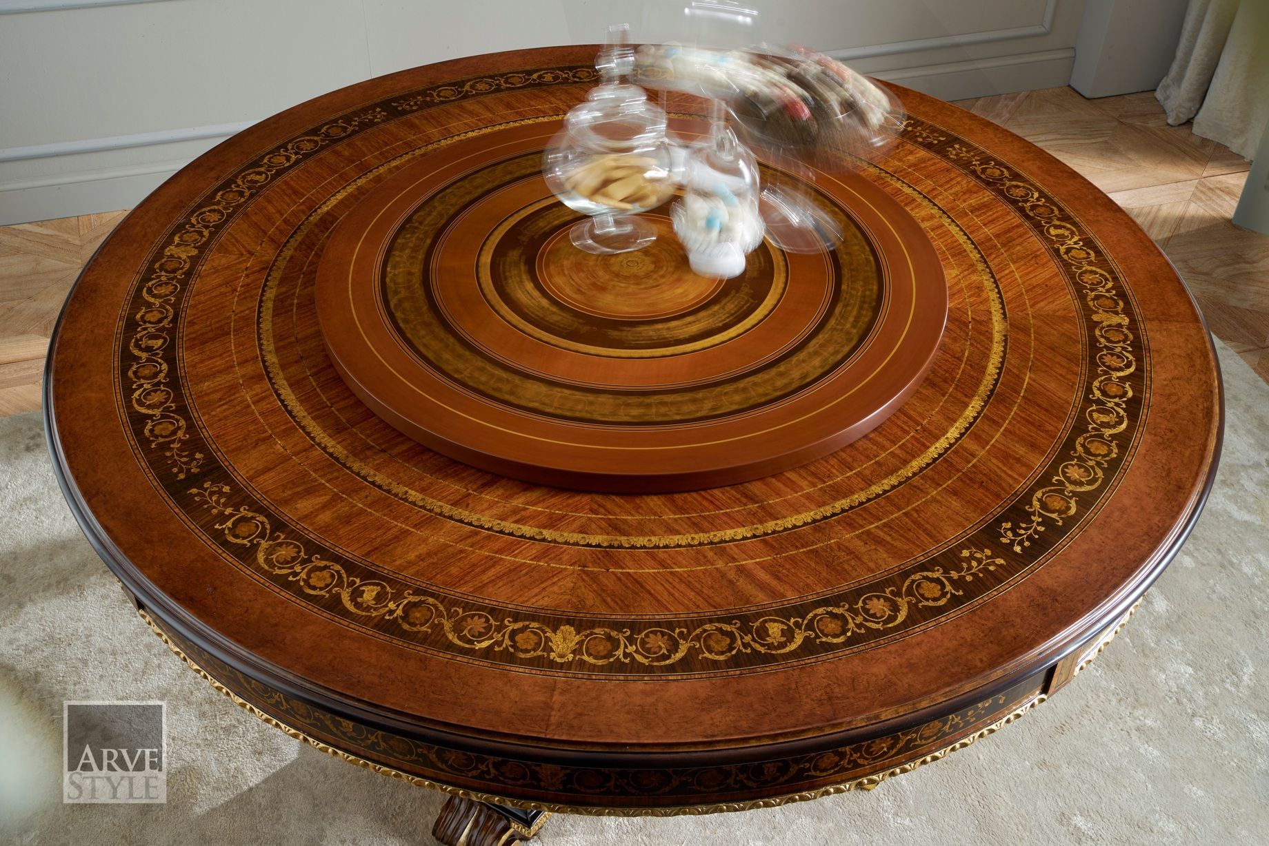 Классический стиль деревянный круглый стол для гостиной с Lazy Susan Arvestyle Orpheo Beetles ARCH-00049895 - Вид №1