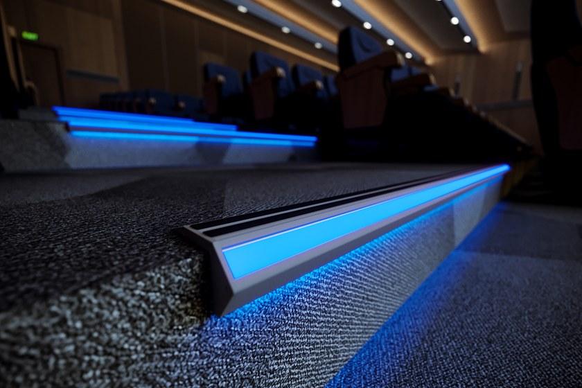 Lumines Lighting Алюминиевый профиль для лестницы со светодиодной подсветкой  10-0324-10  - Вид №4