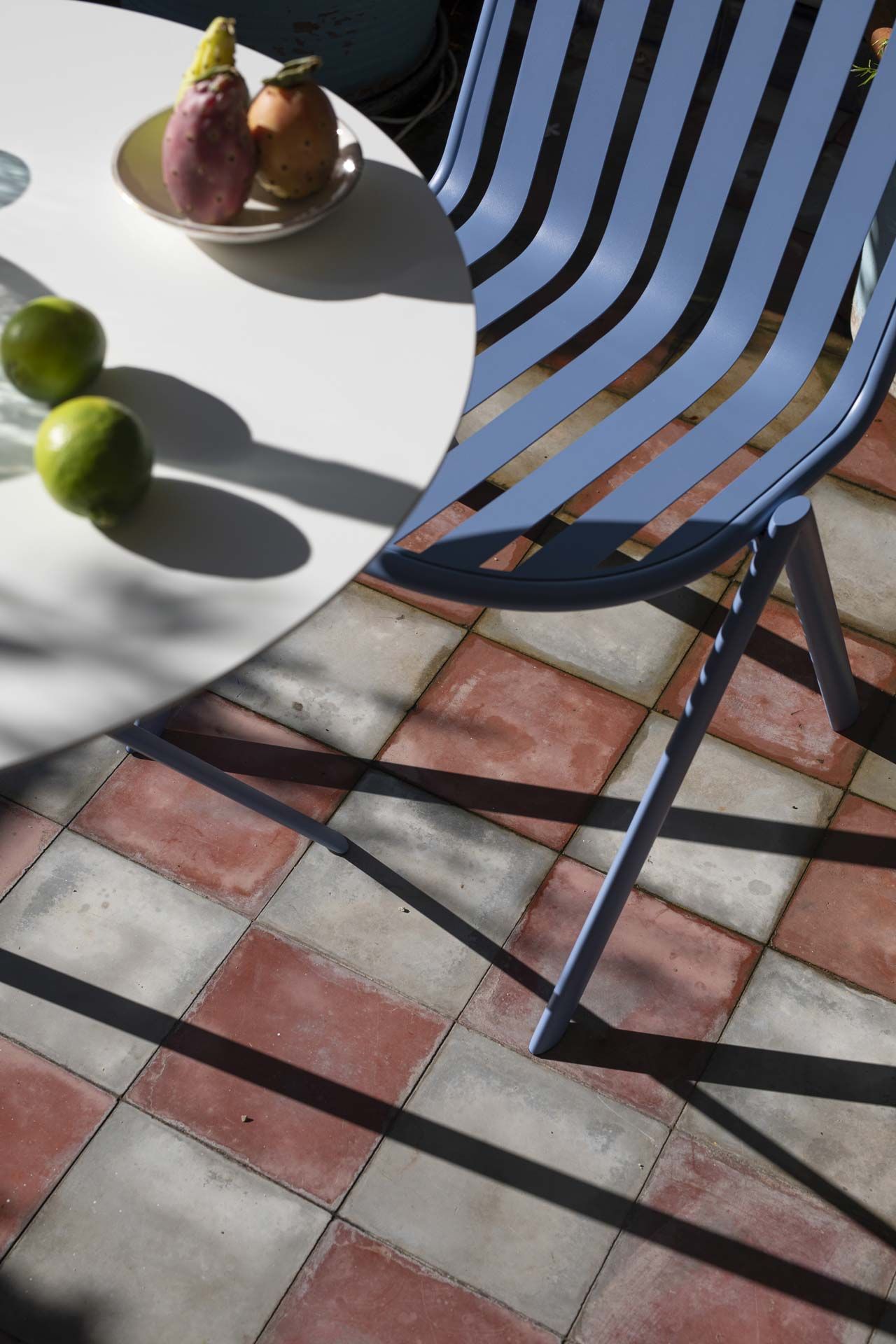 Круглый стальной стол с порошковым покрытием BABEL D Melik ARCH-00039432 - Вид №3