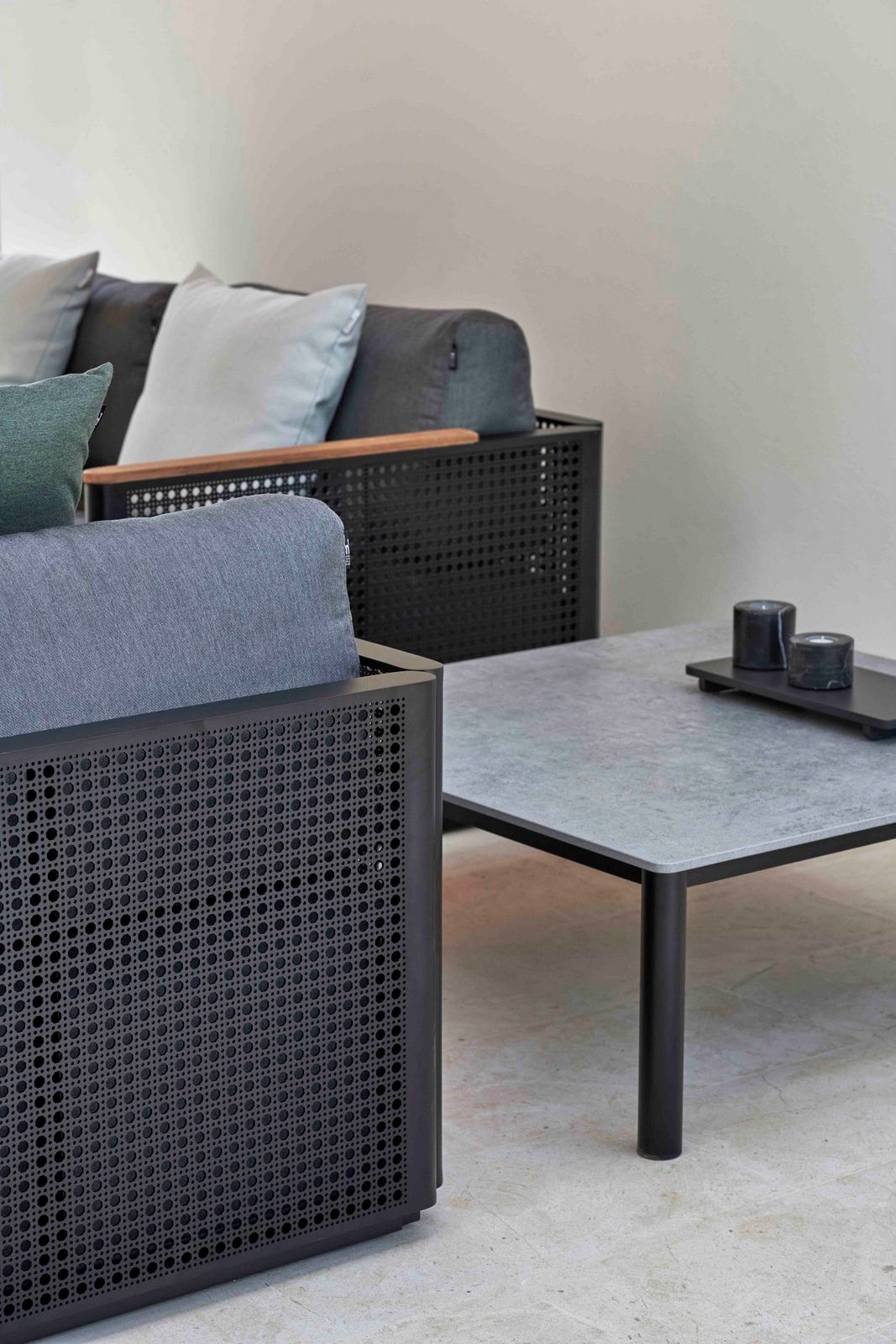 Фарфоровый квадратный садовый столик GANDIABLASCO Bosc ARCH-00122011 - Вид №3