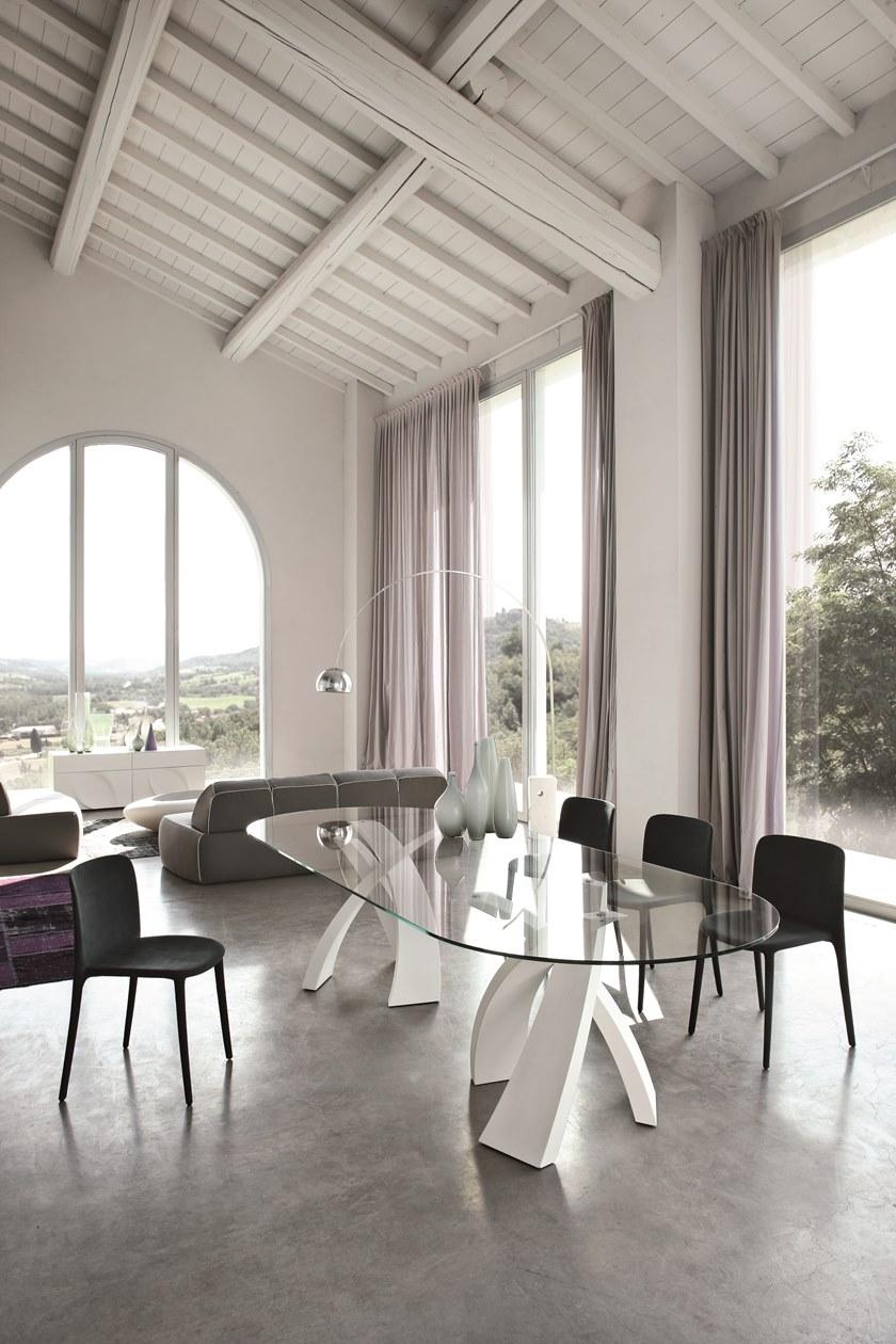 Tonin Casa Овальный стеклянный стол Eliseo T8061  - Вид №1