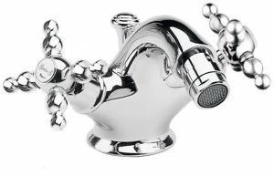 Rubinetteria Giulini Смеситель для биде с одним отверстием и регулируемым изливом для монтажа на террасе Parigi Sa7364