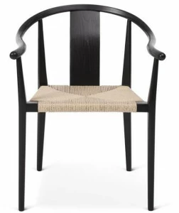 NORR11 Стул с подлокотниками из ясеня с веревочным сиденьем