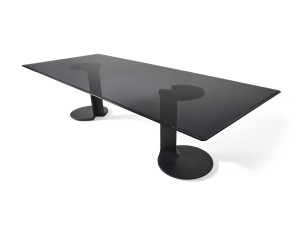 Прямоугольный стеклянный стол