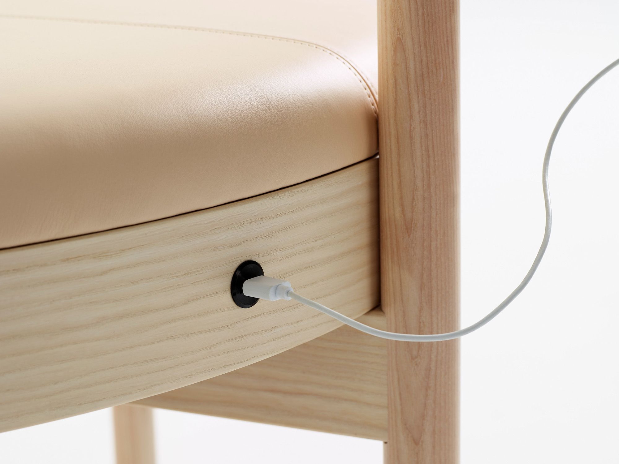 Изогнутая мягкая скамейка из массива дерева Karl Andersson HYGGE ARCH-00144595 - Вид №6