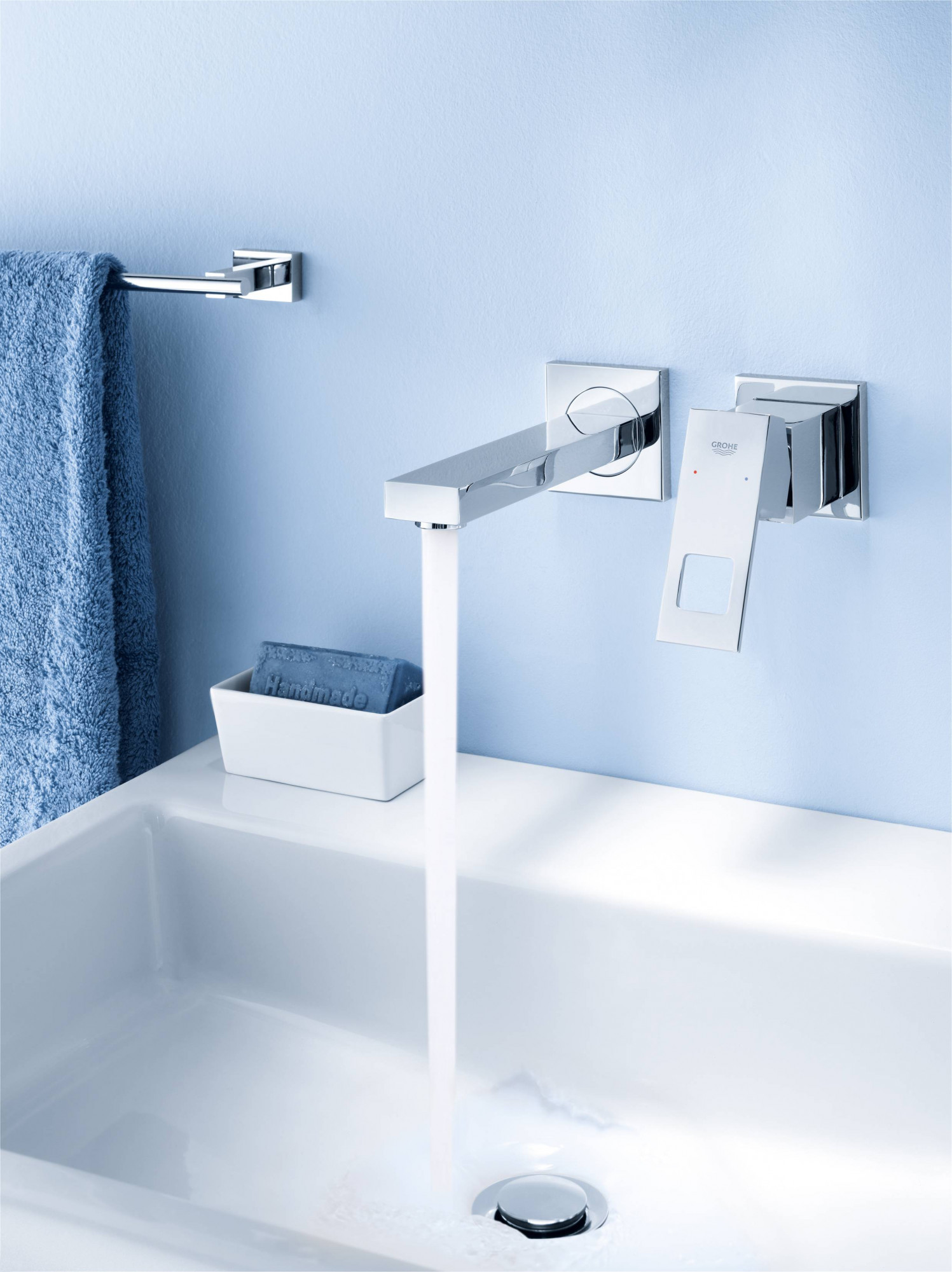40509000 Держатель для полотенца Grohe Essentials Cube хром