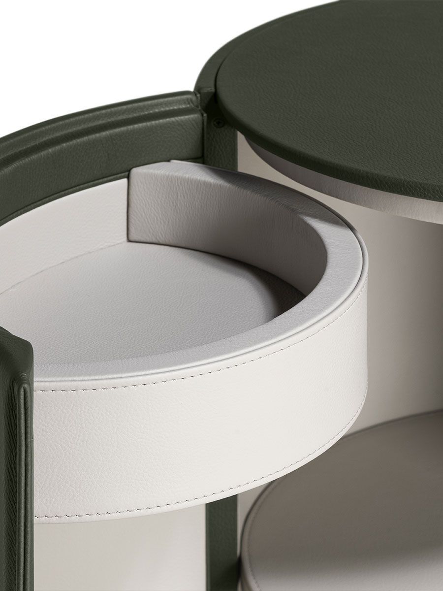 Круглый кожаный прикроватный столик Poltrona Frau коллекция-мебель и аксессуары ARCH-00129514 - Вид №6