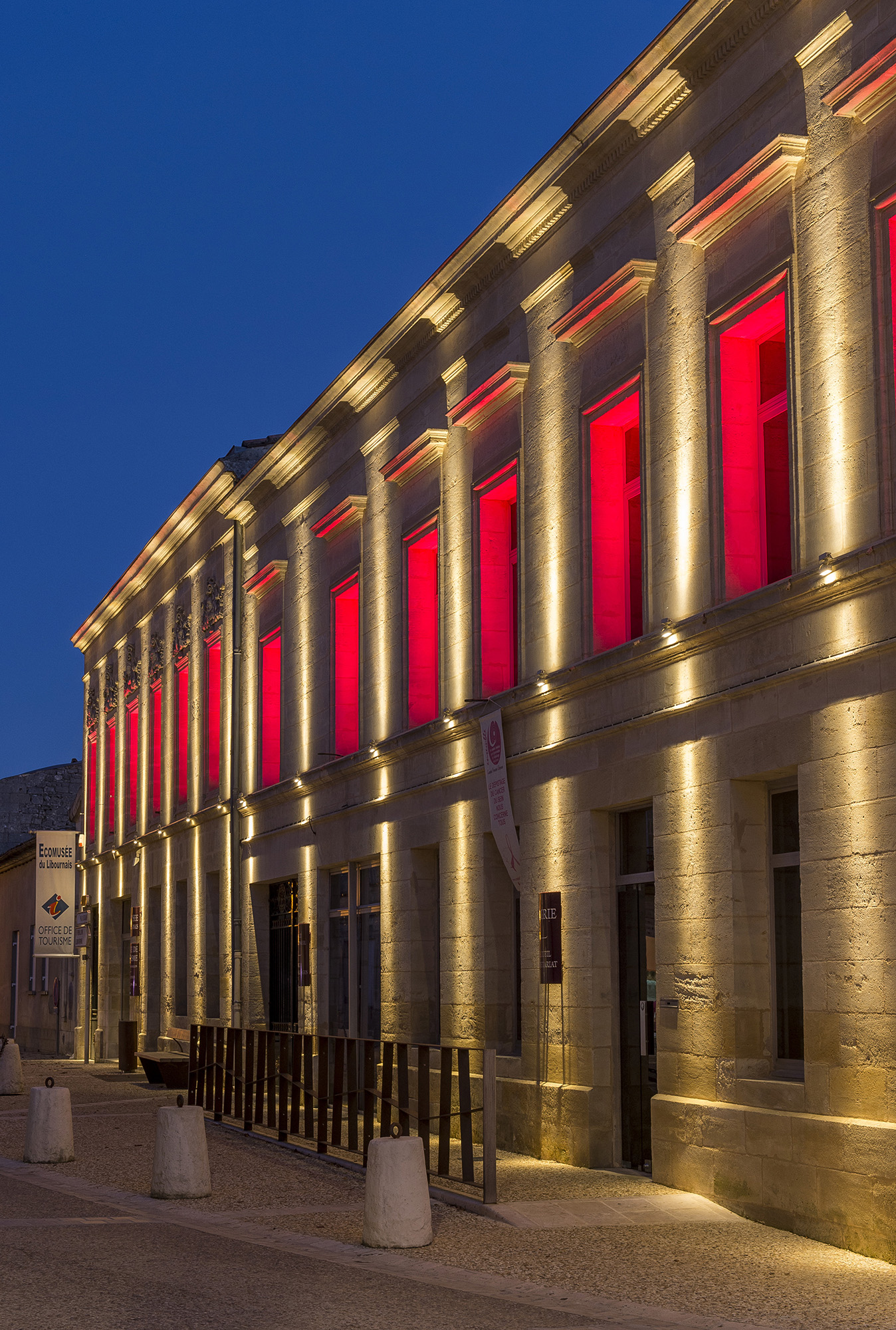 8391607 Подсветка стены Platek MINI CORNICHE Applique  MINI CORNICHE Applique 1200 mm - 32 LED RGBW Elliptical  - Вид №2