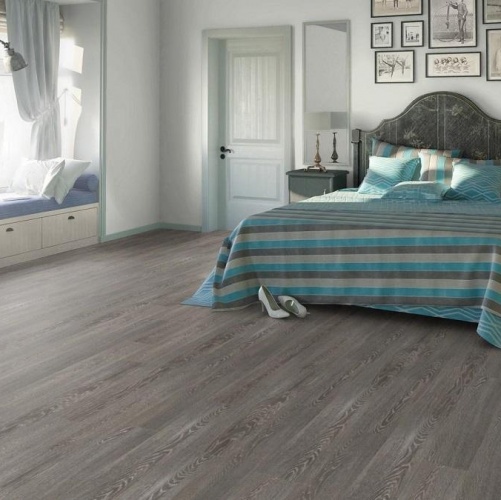 Виниловый ламинат Tarkett New Age Orient Дуб с брашью (Текстурированная) 914,4х152,4/101,6 мм 1000901207 - Вид №7