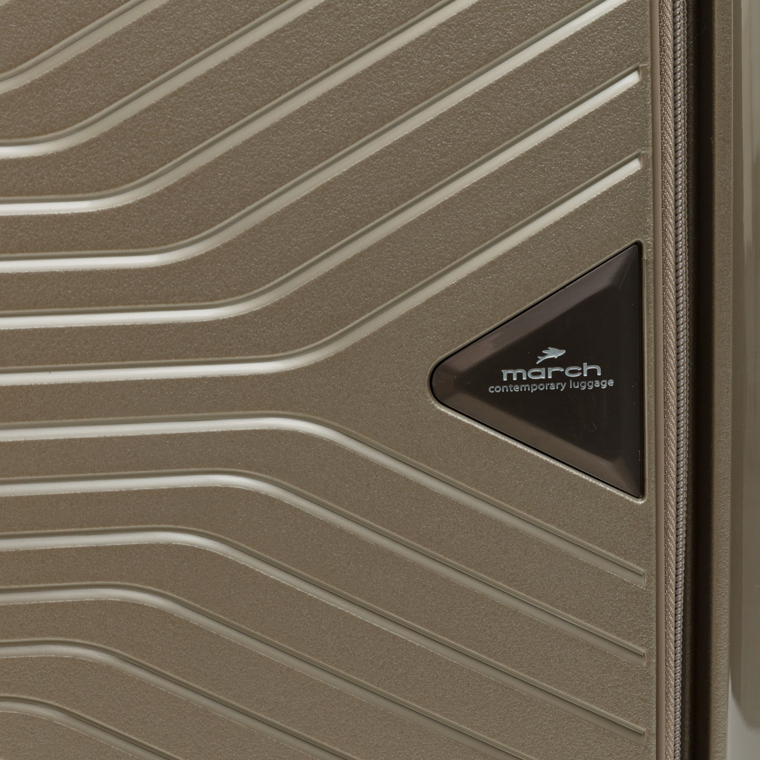 M1260-86-62 Чемодан M1260*62 M March Gotthard  - Вид №5