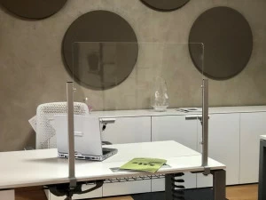 STUDIO T Настольная перегородка с зажимными крючками Inuno