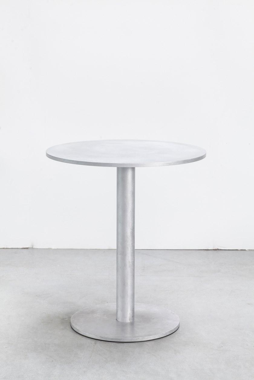 valerie_objects Круглый алюминиевый стол  V9016034a  - Вид №1