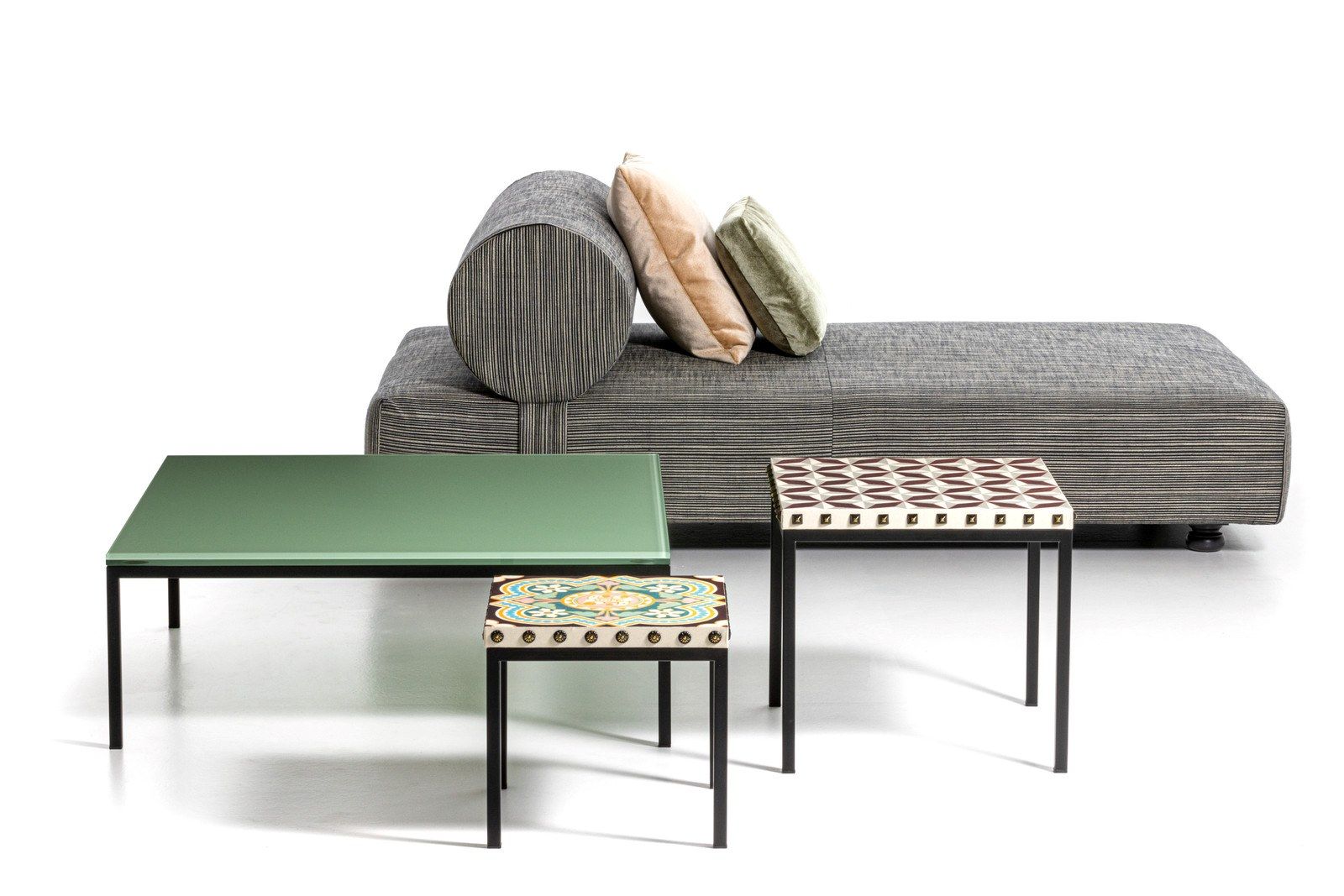 Квадратный стальной и стеклянный журнальный столик для гостиной MOROSO Salon Nana ARCH-00134514 - Вид №7