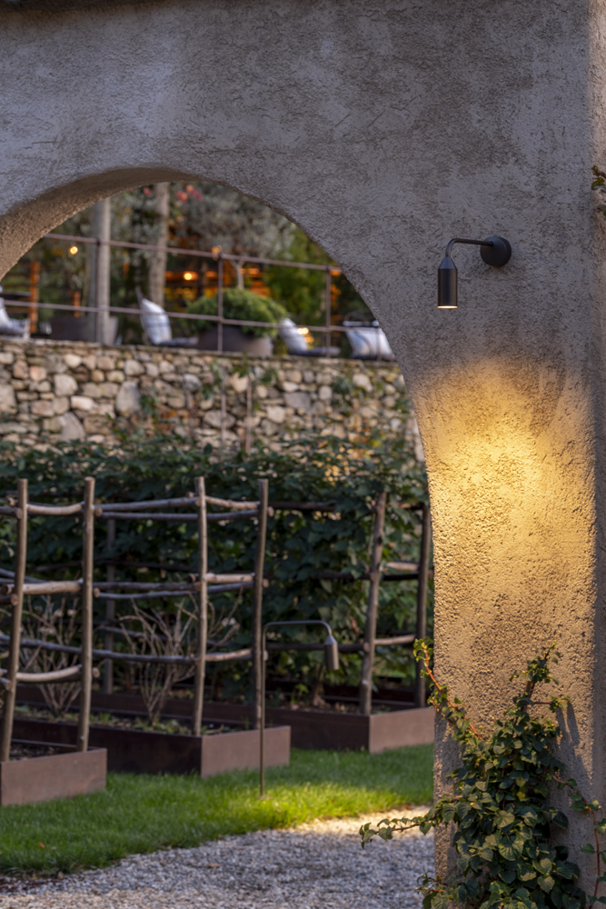 3010316 Подсветка стены Platek FLAMINGO 2.0 Applique  FLAMINGO 2.0 2160 mm - 1 COB 3000K 76°  - Вид №8