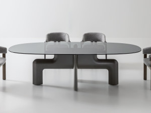 Овальный стол со стеклянной столешницей