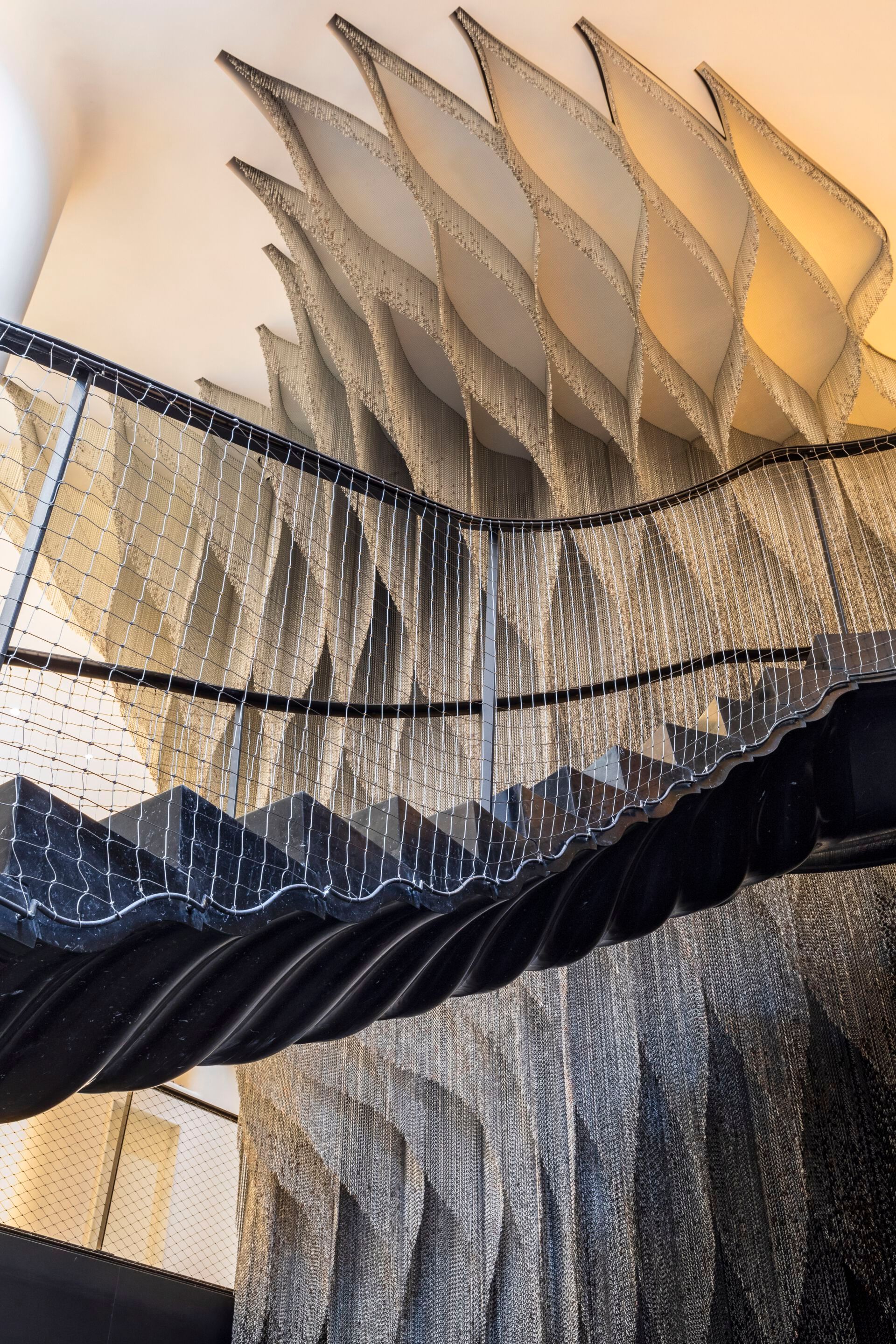 Алюминиевая проволочная палатка Kriskadecor WALLCOVERING - CASA BATLLÓ ARCH-00128672 - Вид №3