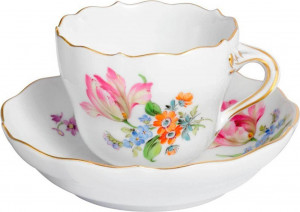 10534158 Meissen Набор из 2 чашек с блюдцами 100мл "Букет из трех цветов, водяная лилия и тюльпан" (золотой кант) Фарфор