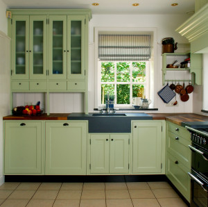 Железная мебельная ручка