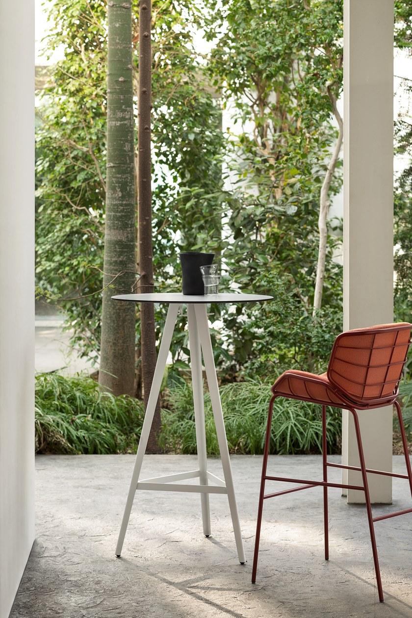 TrabA' Табурет металлический со спинкой и подставкой для ног Skin 0083-met skin stool - Вид №4