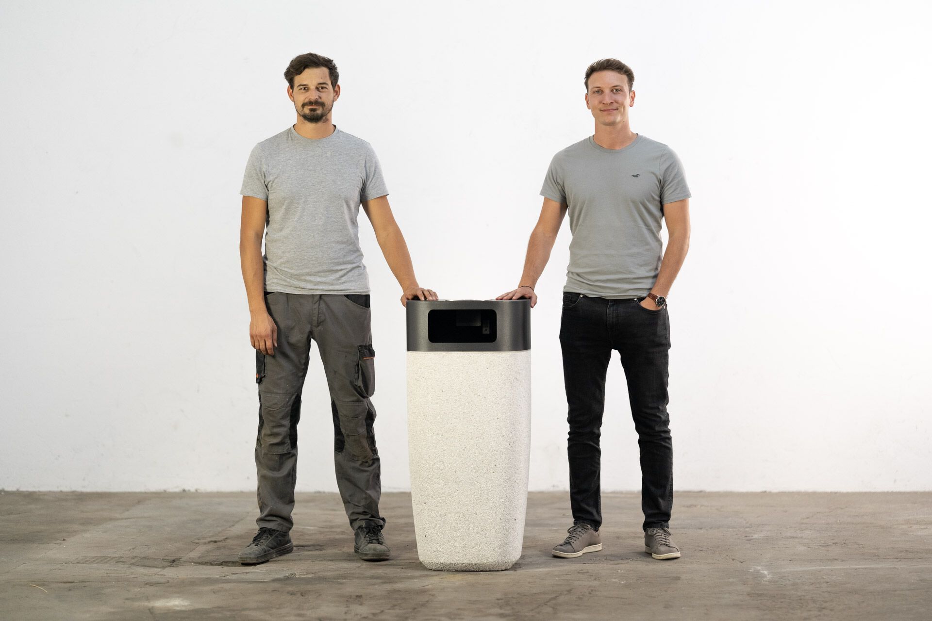 Наружные бетонные стойки для мусора Kremen ARCH-00113392 - Вид №12