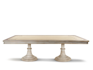 Деревянный прямоугольный обеденный стол