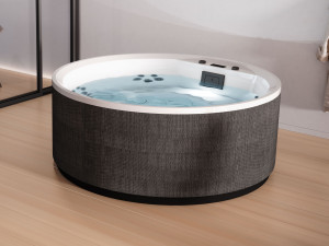 Открытый мини-бассейн с гидромассажем