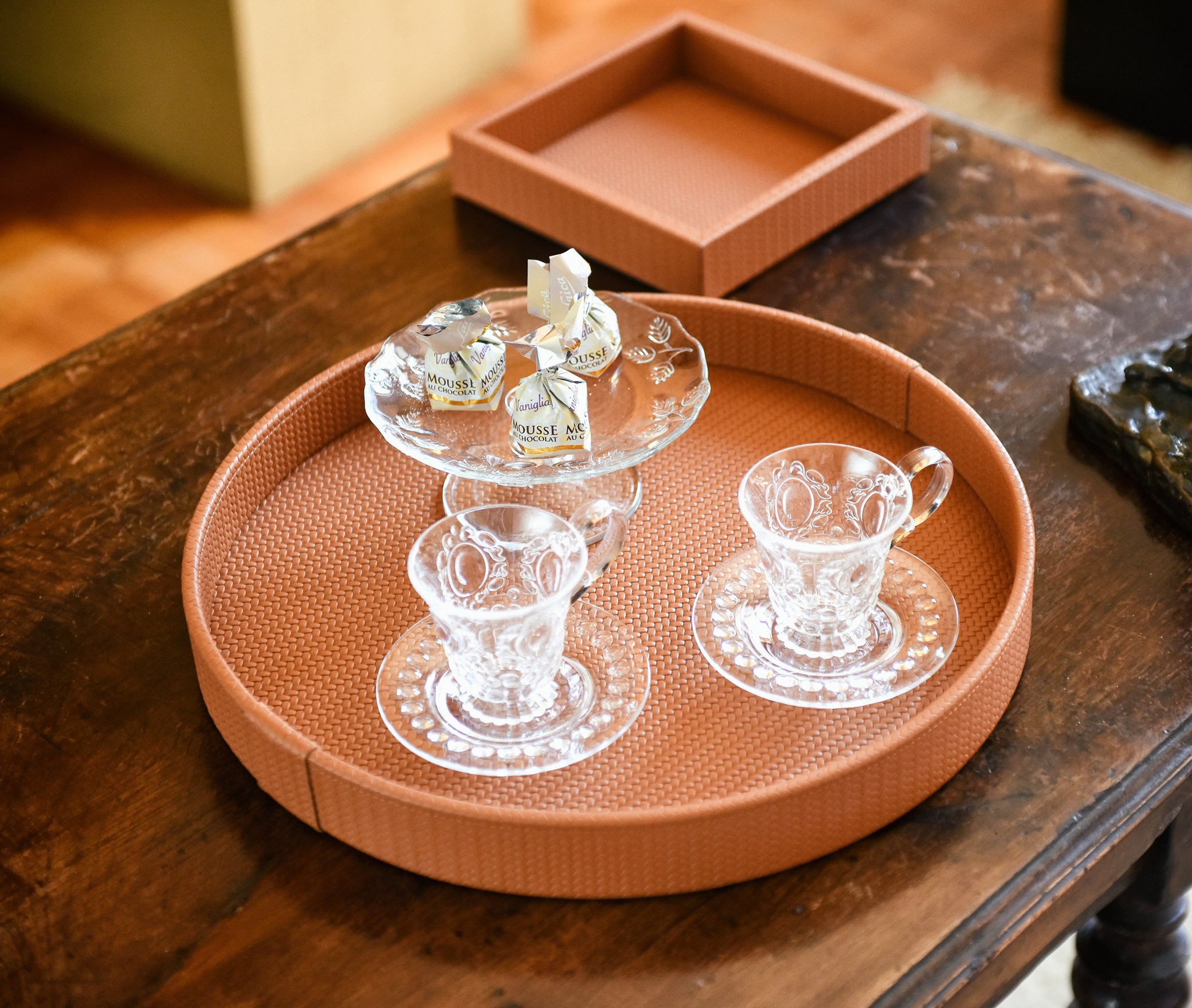 Gea Круглый поднос - Ø 45 см / плетеная кожа_темно-серый Pinetti 00.0148.061.055 - Вид №3