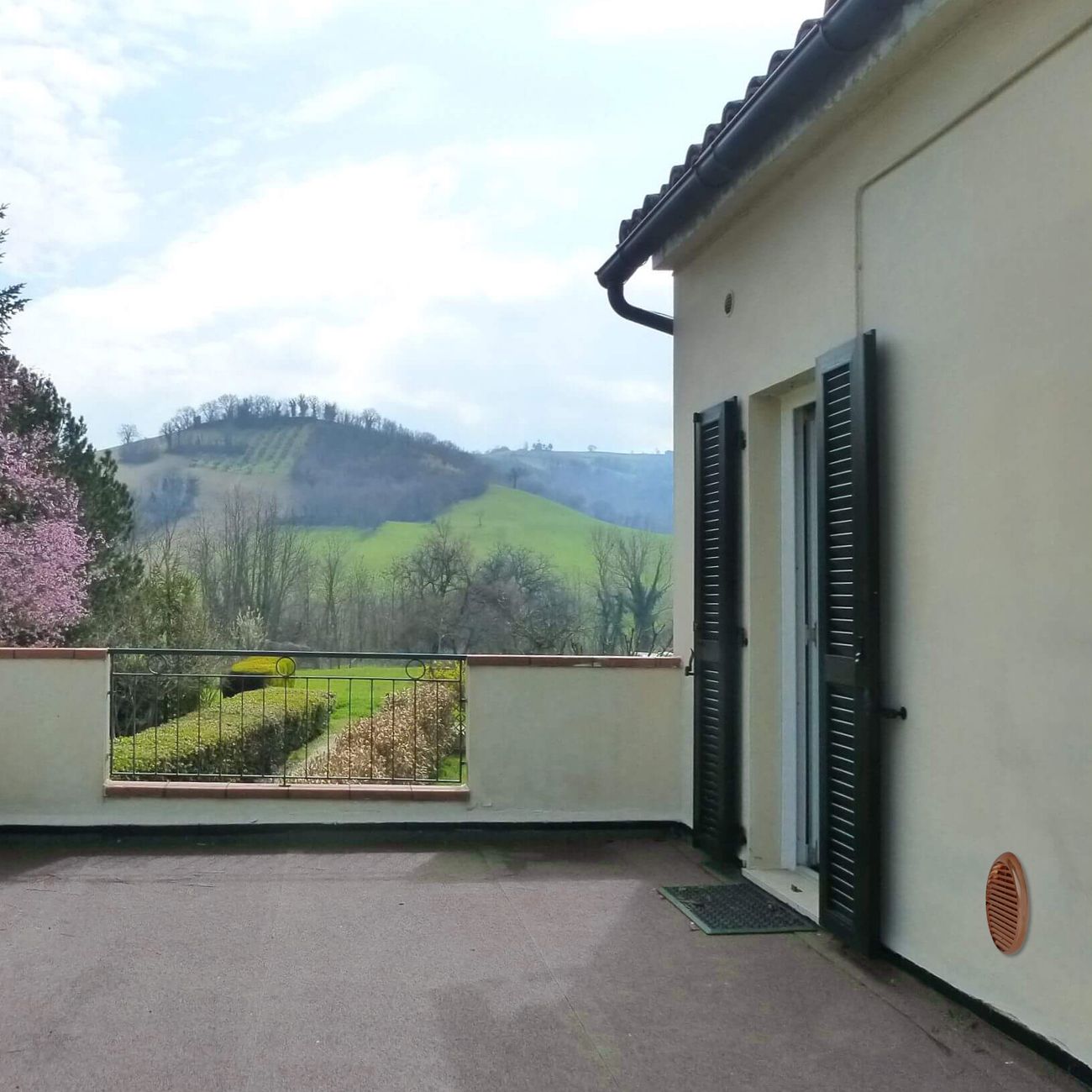 Универсальная круглая решетка First Corporation вентиляция ARCH-00035230 - Вид №3