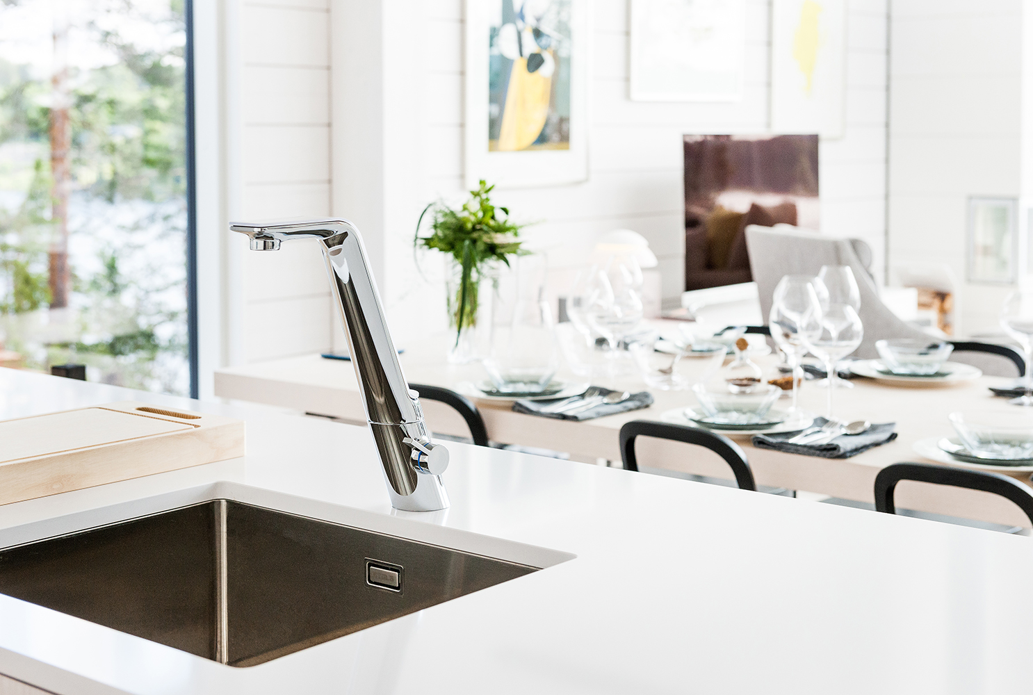 Oras 8720F Смеситель для кухни, 230/12 V 8720F ALESSI Sense Хром/Белый  - Вид №2