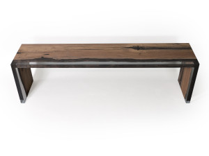 Скамейка из дуба и смолы