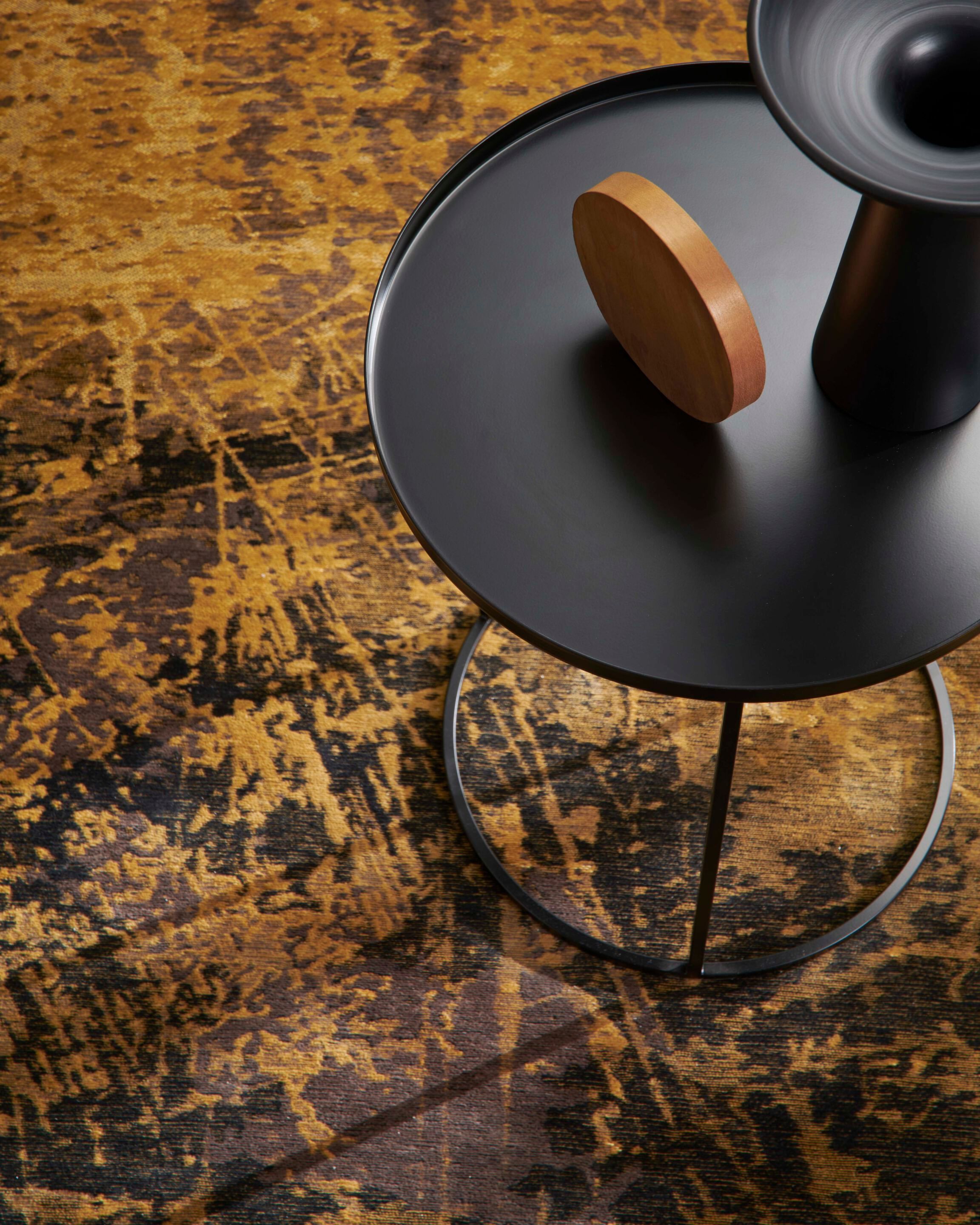 Стальной круглый журнальный столик с подносом MEMEDESIGN COSTANCE ARCH-00028397 - Вид №1