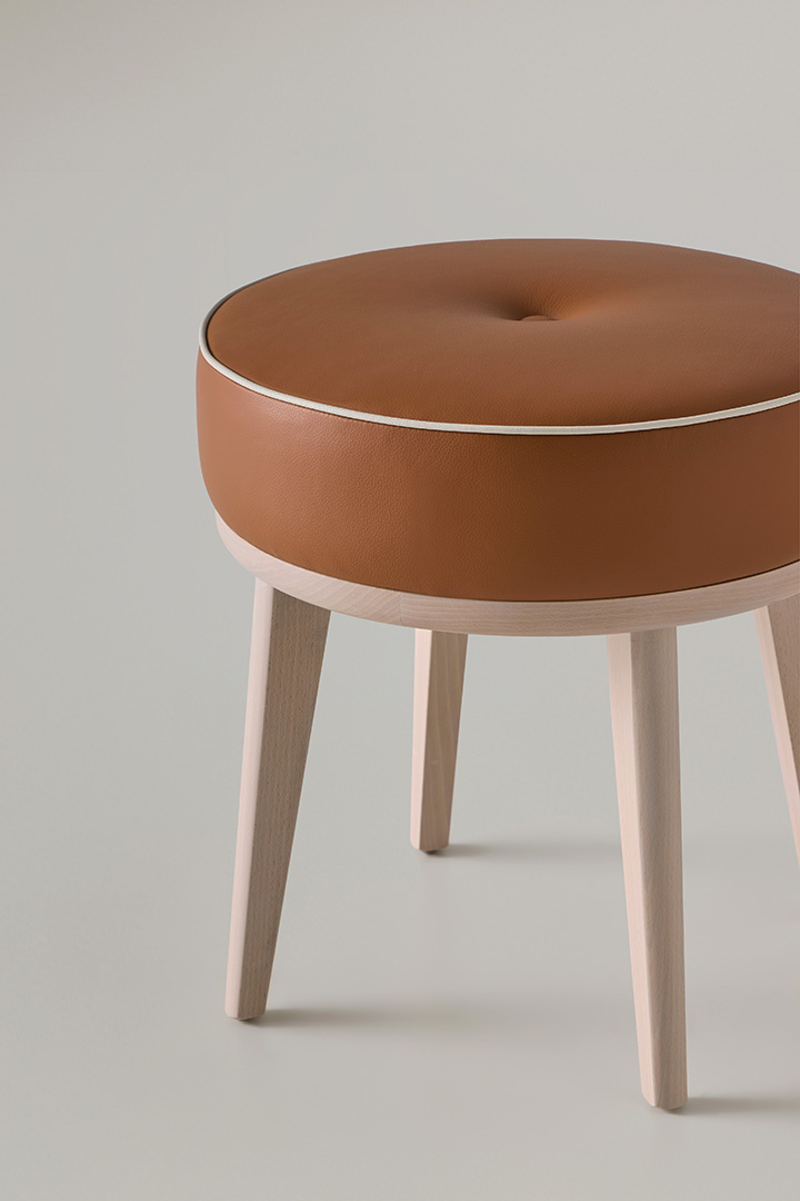 Клубный низкий табурет Club A7506 Coleccion Alexandra - Вид №3