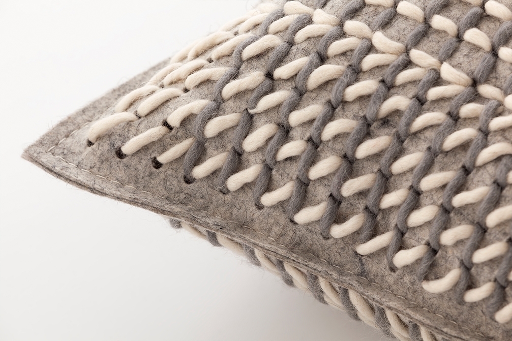 070806 Подушка Grey 50x50 см GAN Canevas Geo - Вид №1